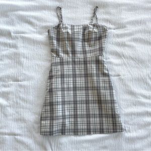 Aritzia Isabelle Dress in GREY (see photos)